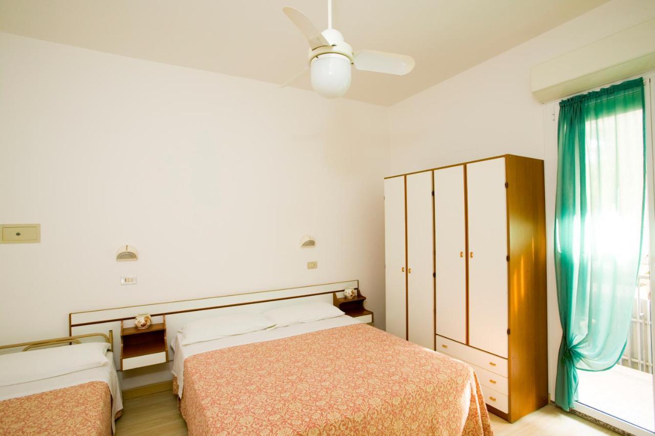 Residence Andrea Doria Cervia Exterior photo